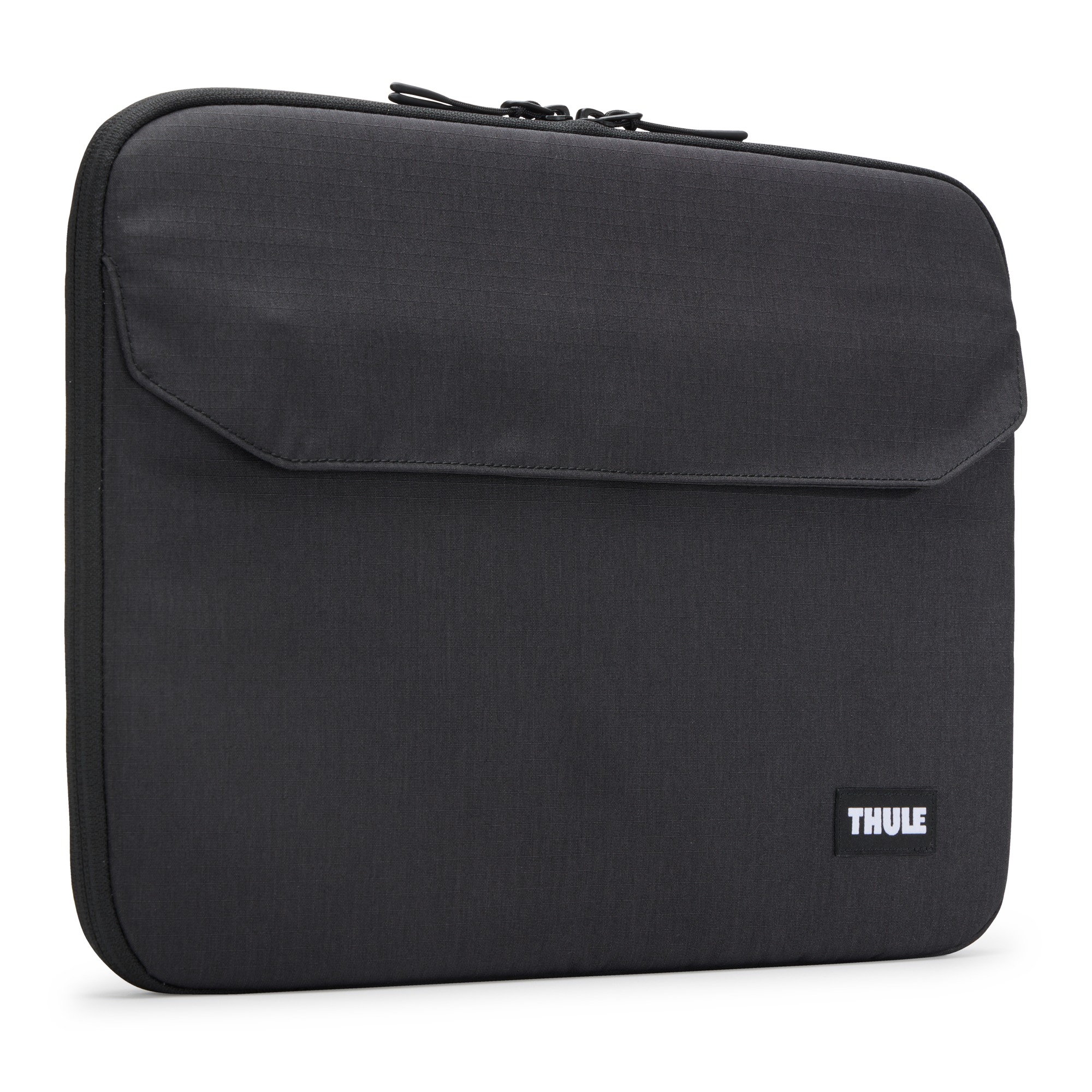 Thule Lithos Sleeve MacBook Air 15" in Black — front view # color_Black