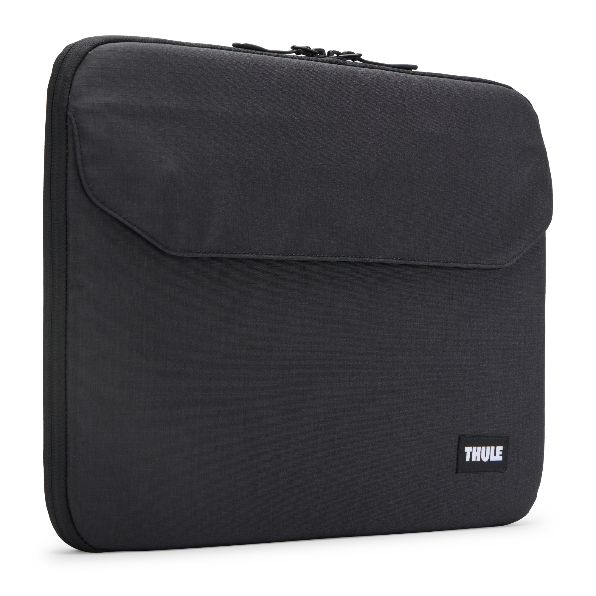 Thule Lithos Sleeve MacBook Pro 16" in Black — front view # color_Black