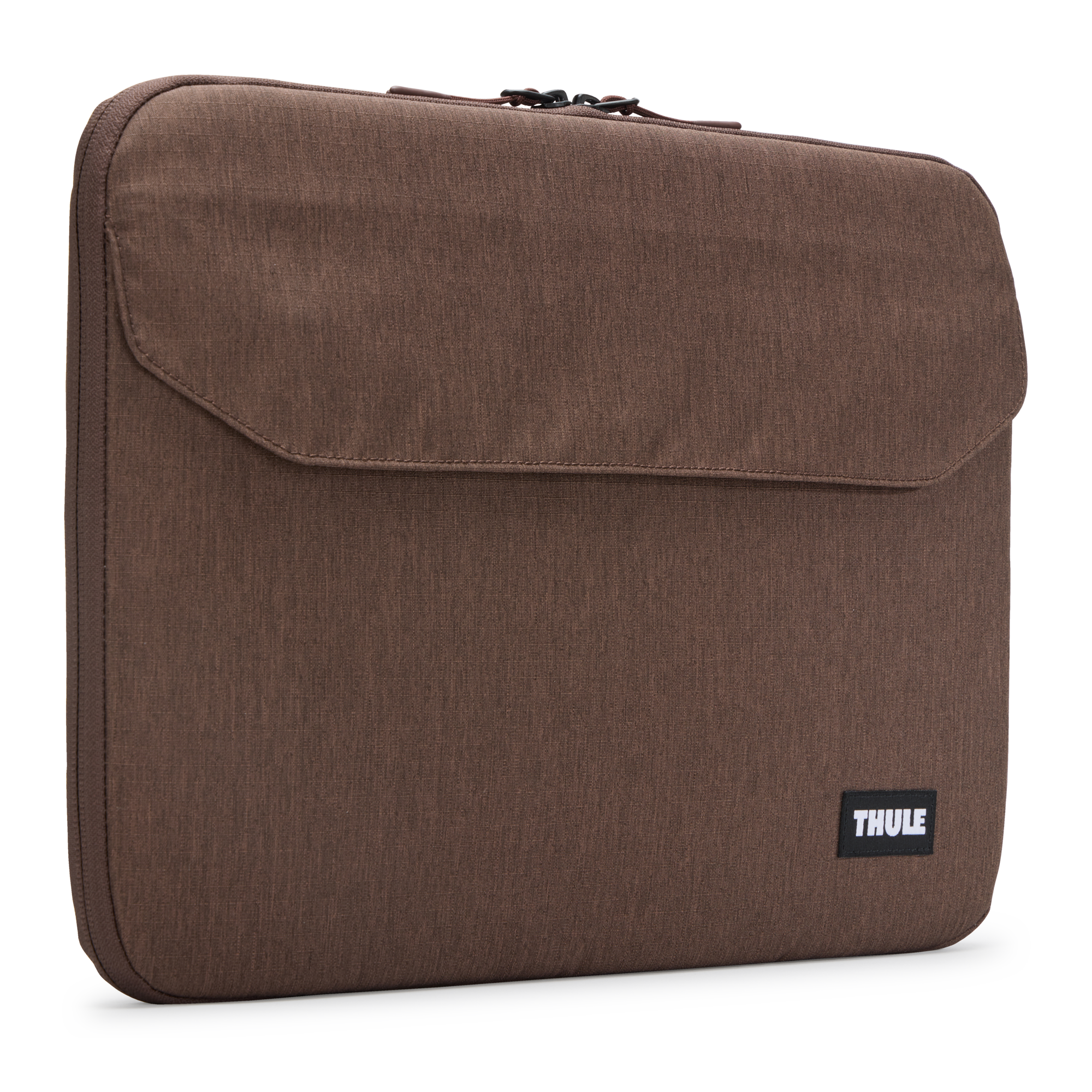 Thule Lithos Sleeve MacBook Pro 16" in Nuanced Brown — front view # color_Nuanced Brown