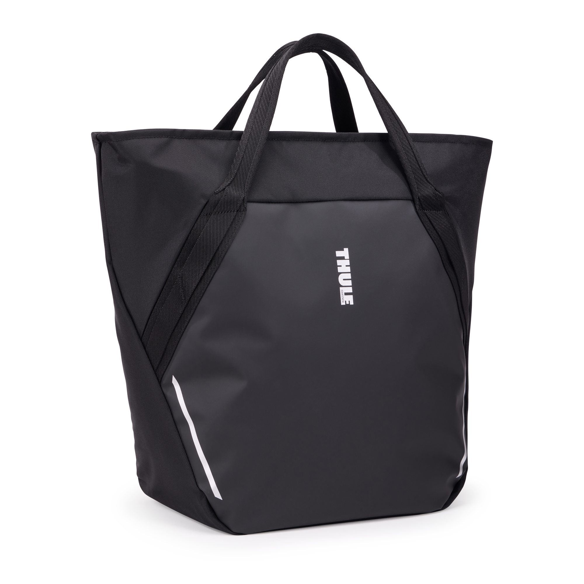 Thule Chasm Tote with InLock 25L in Black — front view # color_Black
