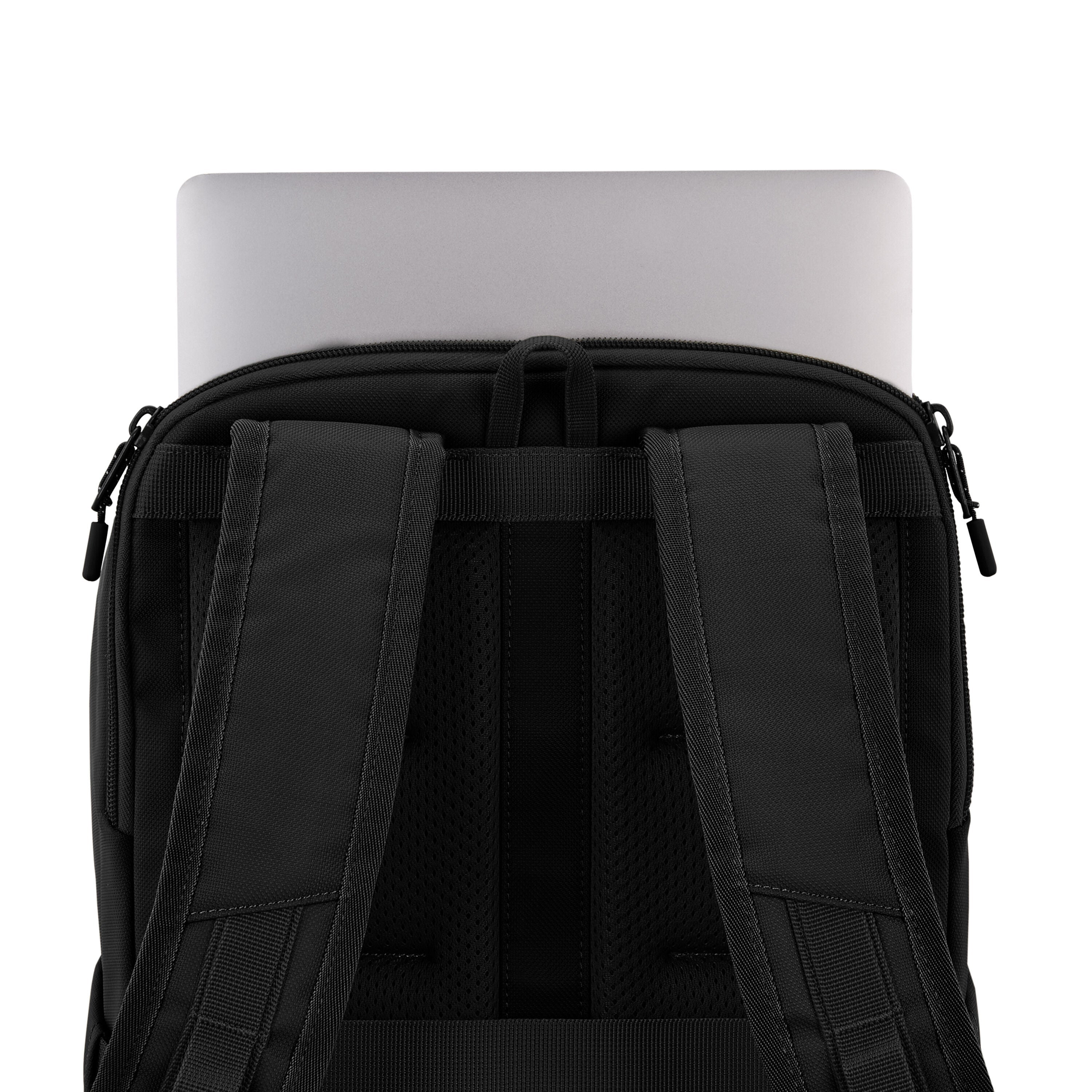 High Sierra Lineage Backpack in Black — angle view 2