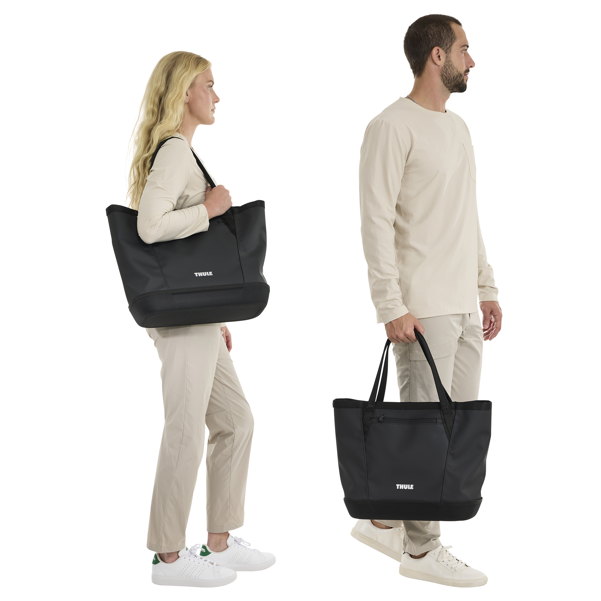 Thule Chasm Gear Tote 30L in Black — lifestyle # color_Black