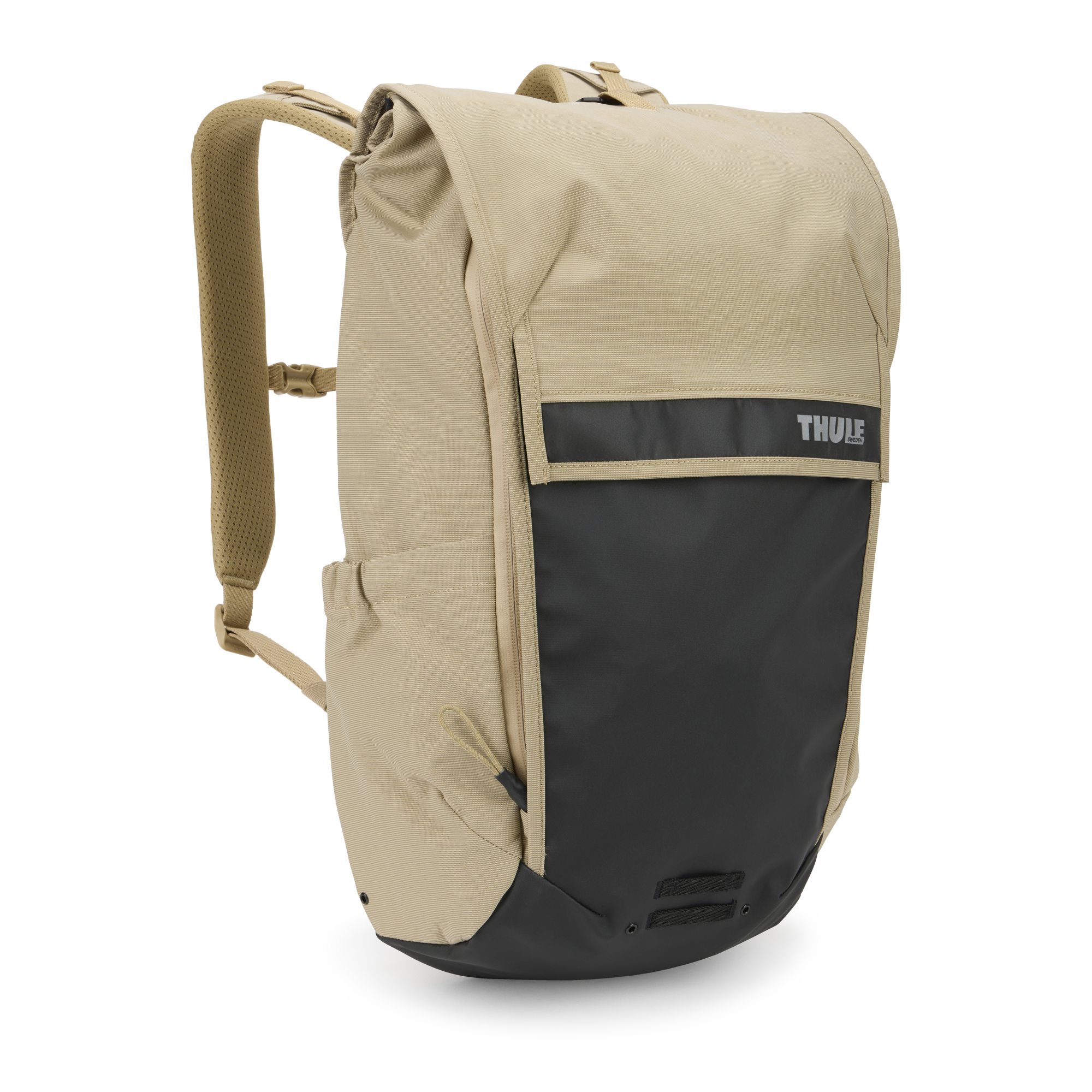 Thule Paramount Bike Commute Backpack 20L in Gentle Beige — front view # color_Gentle Beige