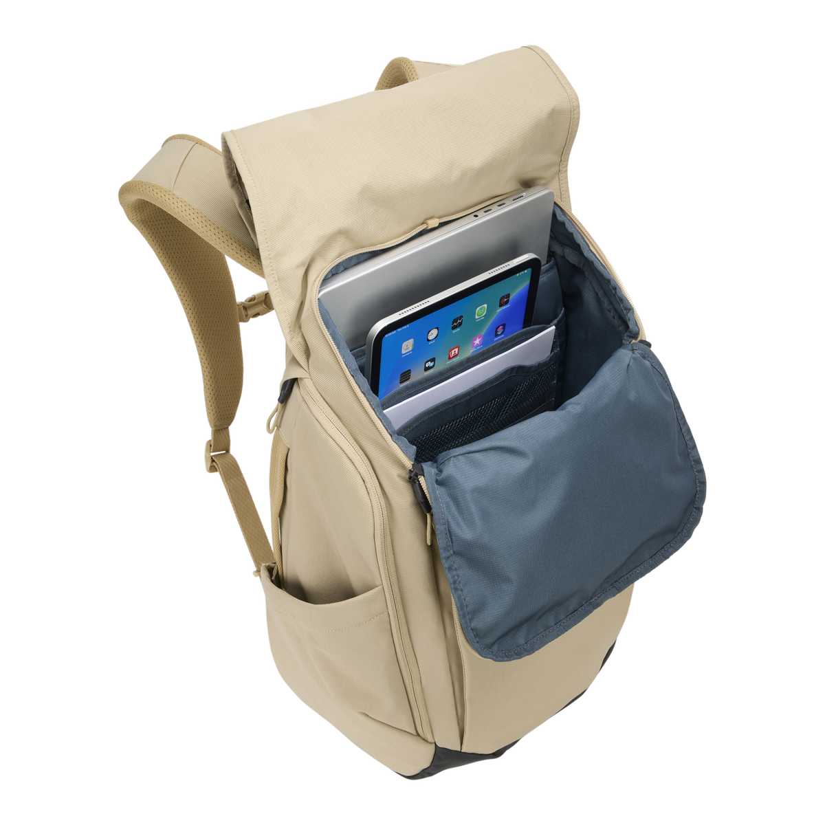 Thule Paramount Backpack 27L in Gentle Beige — interior view