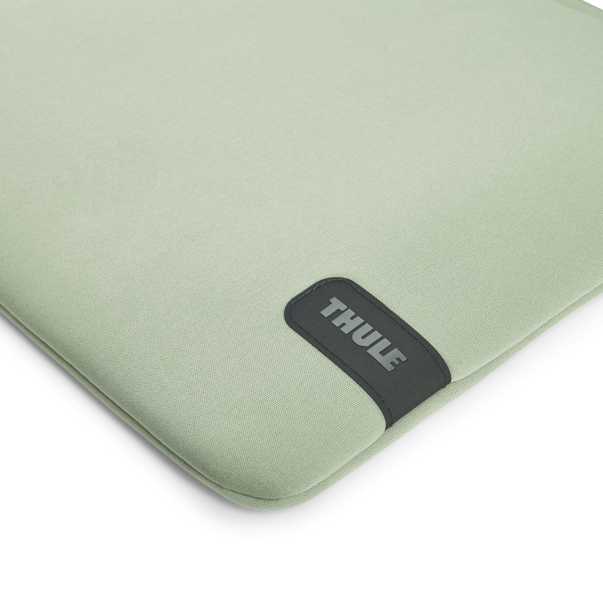 Thule Koya Laptop Sleeve PC 14" in Light Green — detail view # color_Light Green