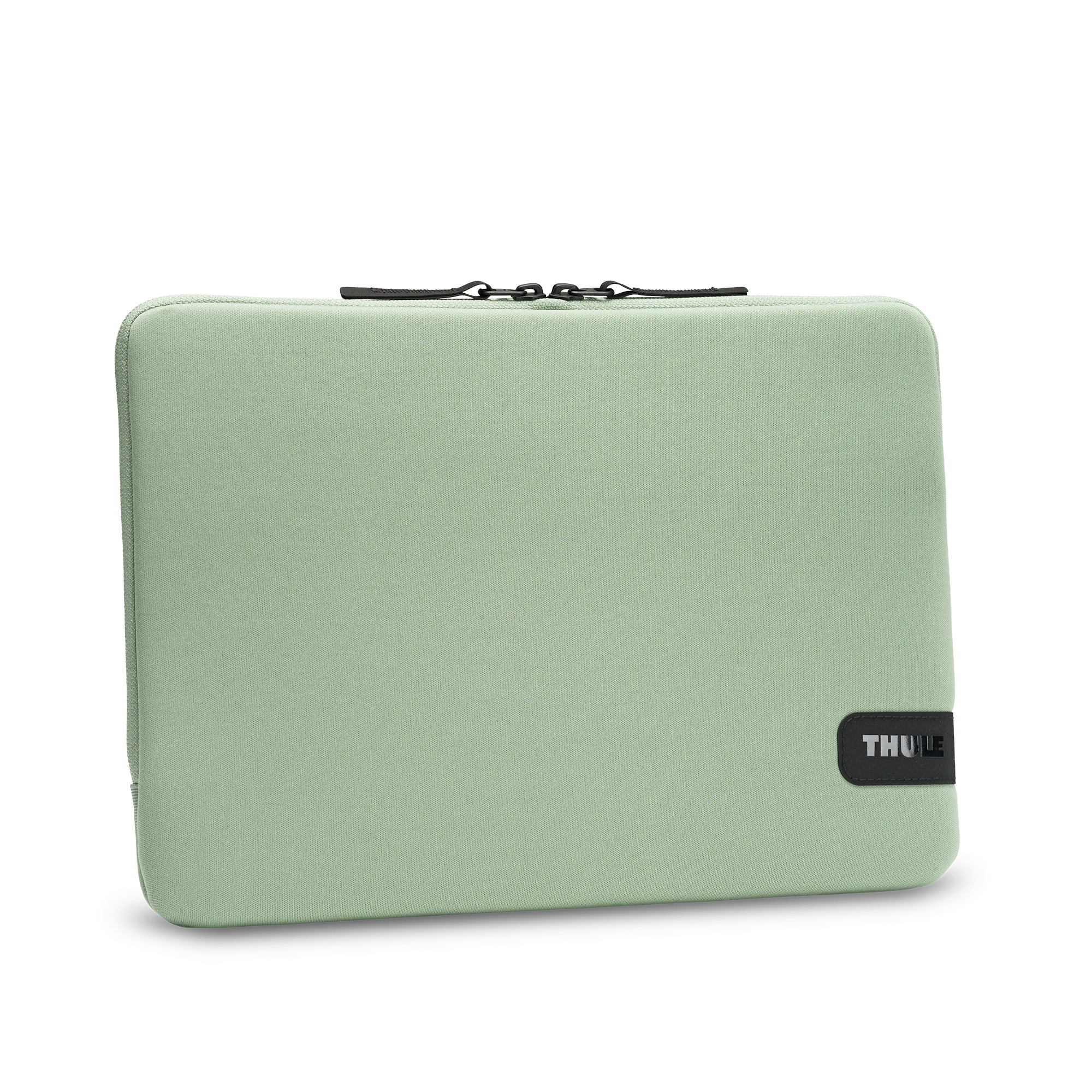 Thule Koya Sleeve PC/MB Pro 16" in Light Green — front view # color_Light Green