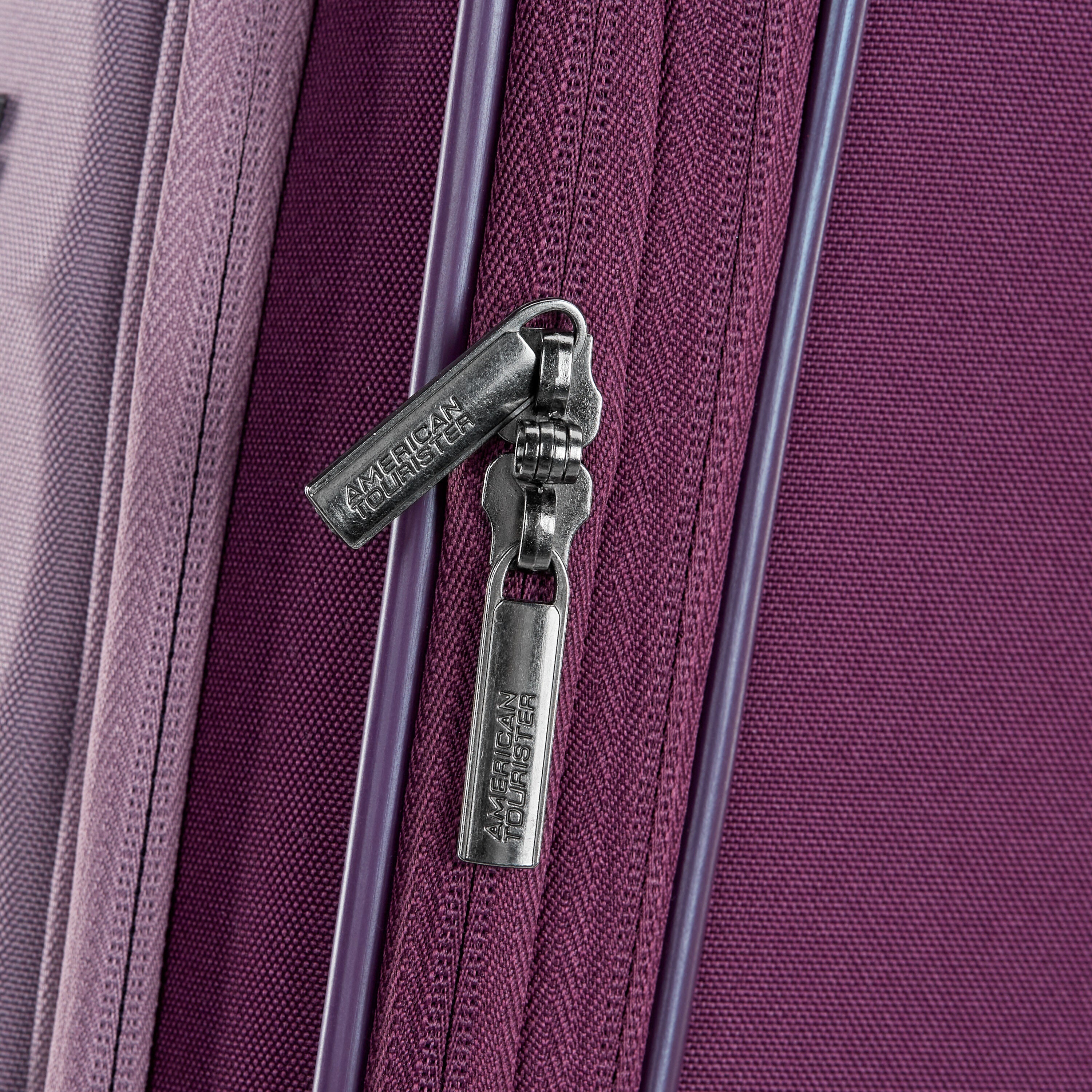 American Tourister Cascade 20" Spinner, view 5