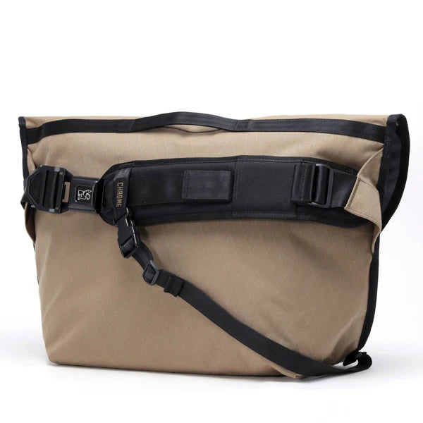 Chrome Industries Citizen 24L Messenger Bag image 1