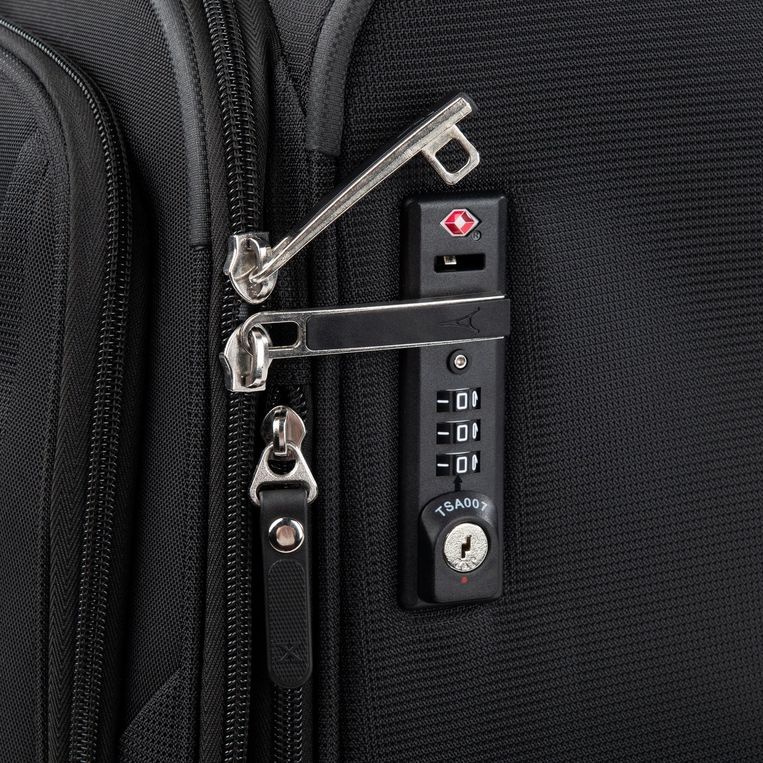 Travelpro Maxlite 5 International Carry-On Spinner image 8