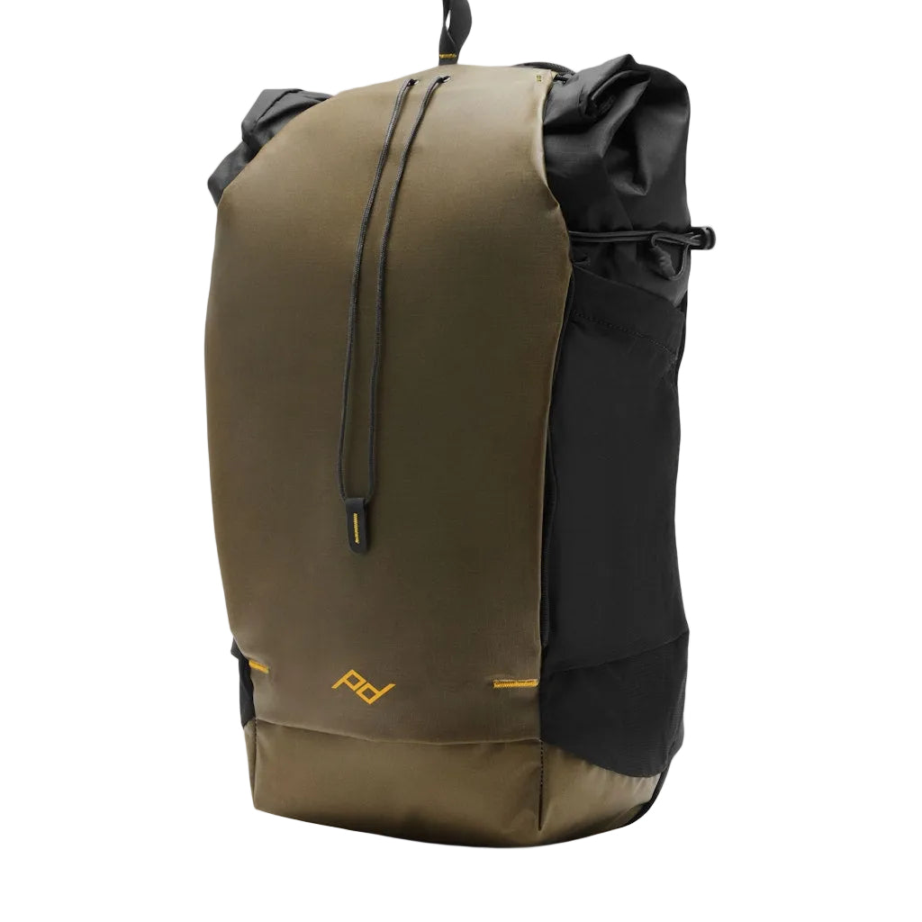 Peak Design Outdoor Backpack 25L in Kelp — angle view 2 # color_Kelp