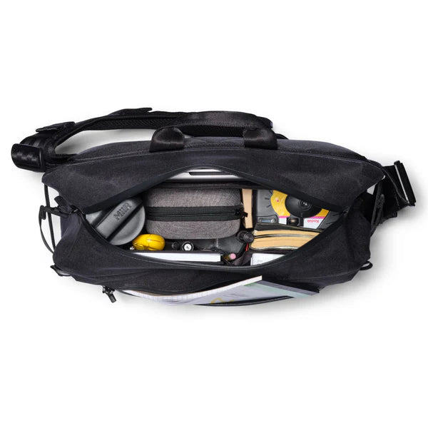 Chrome Industries Kadet Max WP 15L sling bag – black colorway, interior organizer detail