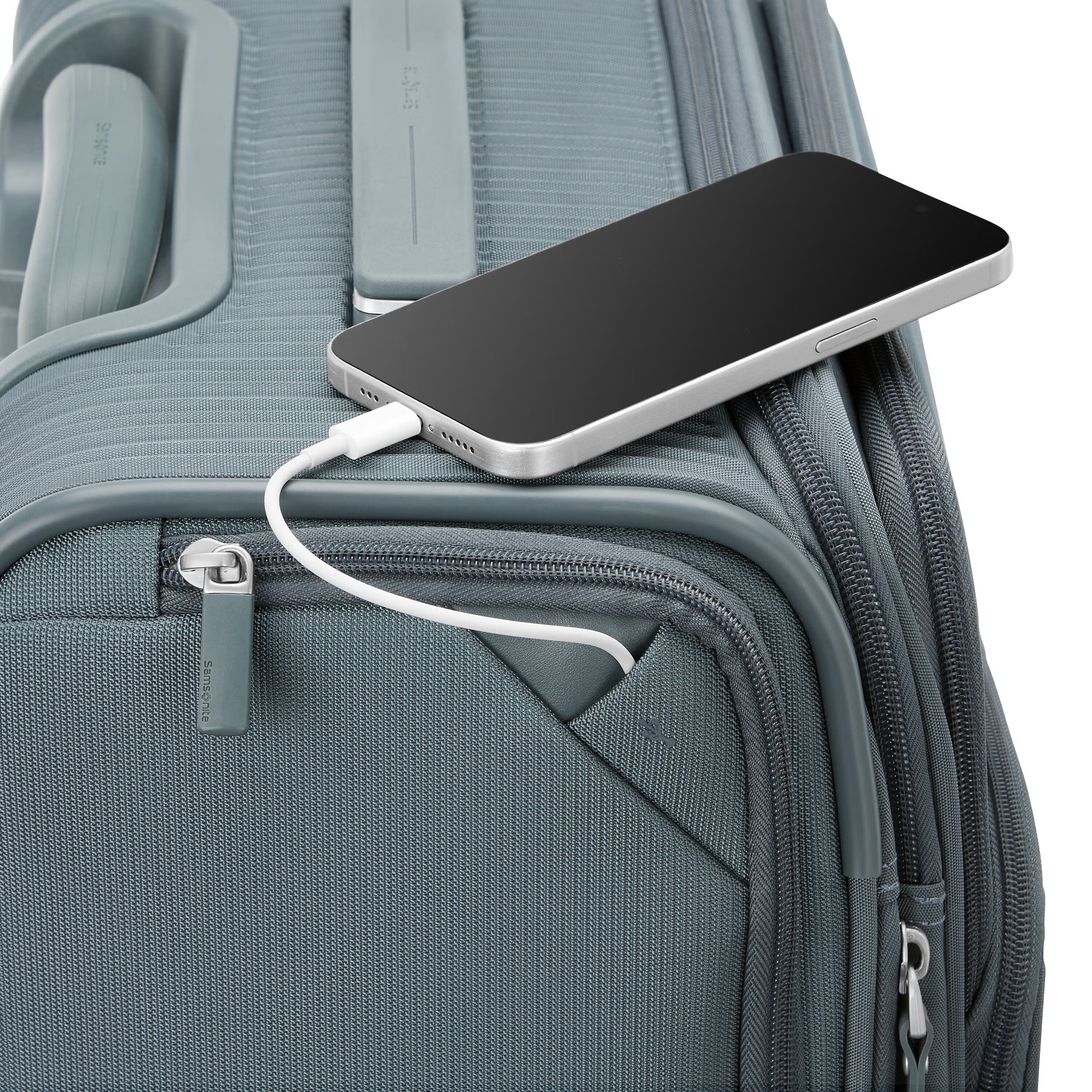 Samsonite Silhouette 18 Softside Spinner - Carry On image 5