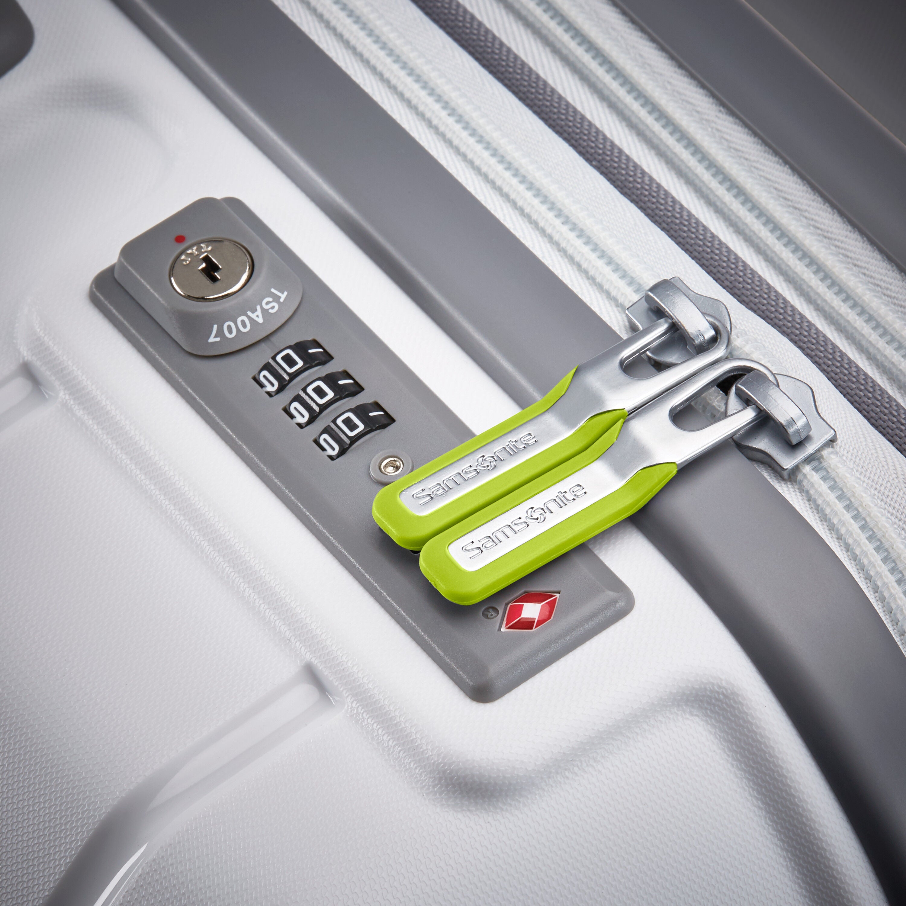 Samsonite Freeform 21" Spinner image 11
