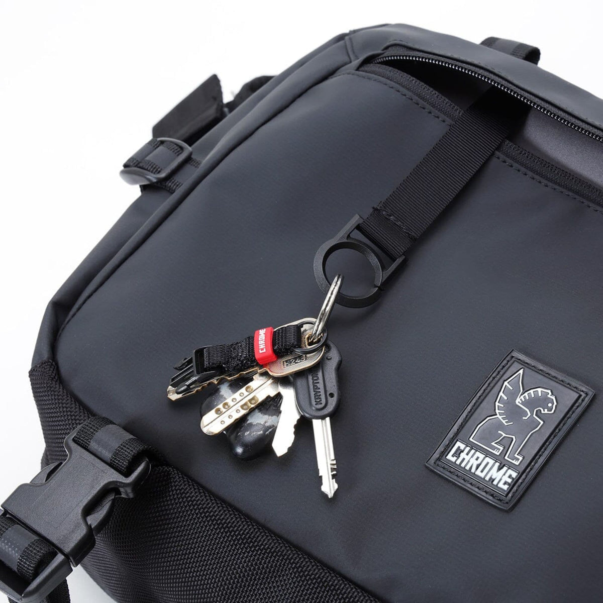 Chrome Industries Kadet Max Sling Bag 15L in Black Tarp — detail view 2