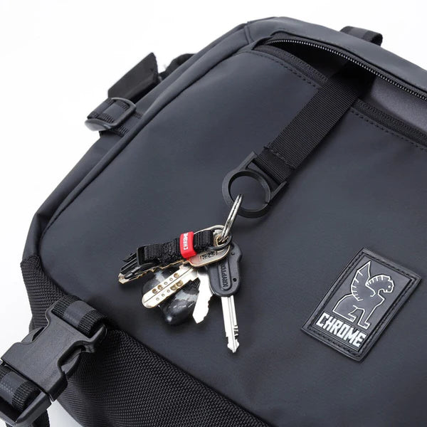 Chrome Industries Kadet Max 15L sling bag – olive green, side view