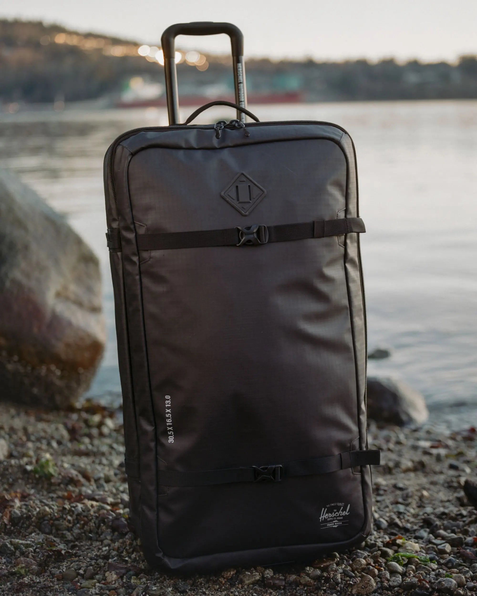 Herschel All Season Hybrid Roller Bag | Large - 96L, view 8
