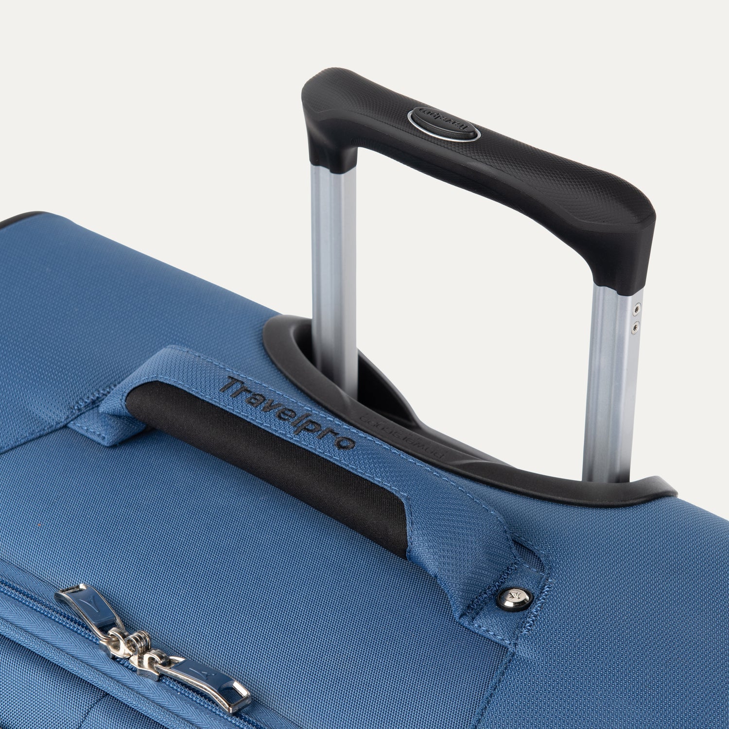 Travelpro Maxlite 5 26" Medium Check-In Expandable Rollaboard in Ensign Blue — detail view