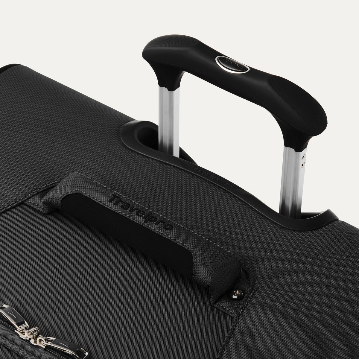 Travelpro Maxlite 5 29" Expandable Spinner in Black — detail view 2