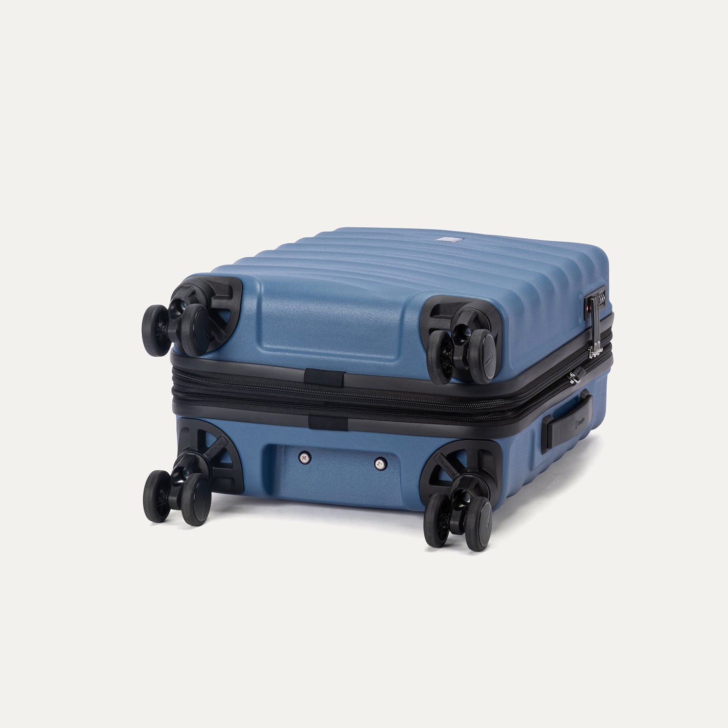 Travelpro Maxlite Air V2 Compact Carry-On Hardside Spinner in Ensign Blue — interior view