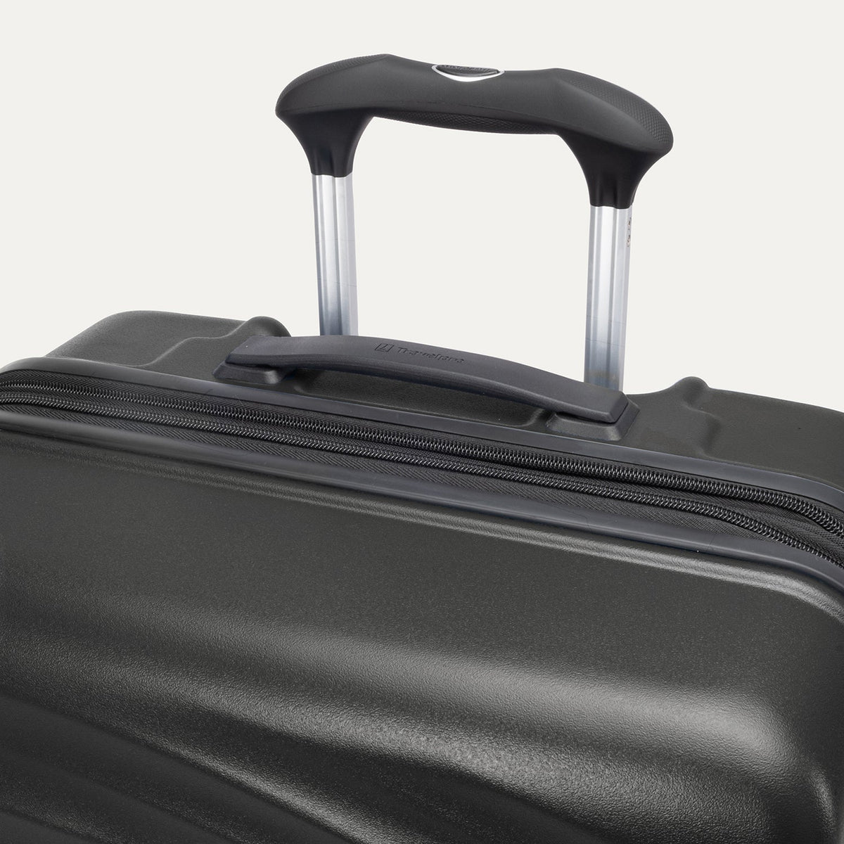 TravelPro Maxlite Air V2 Medium Check-In Hardside Spinner in Black — detail view 3