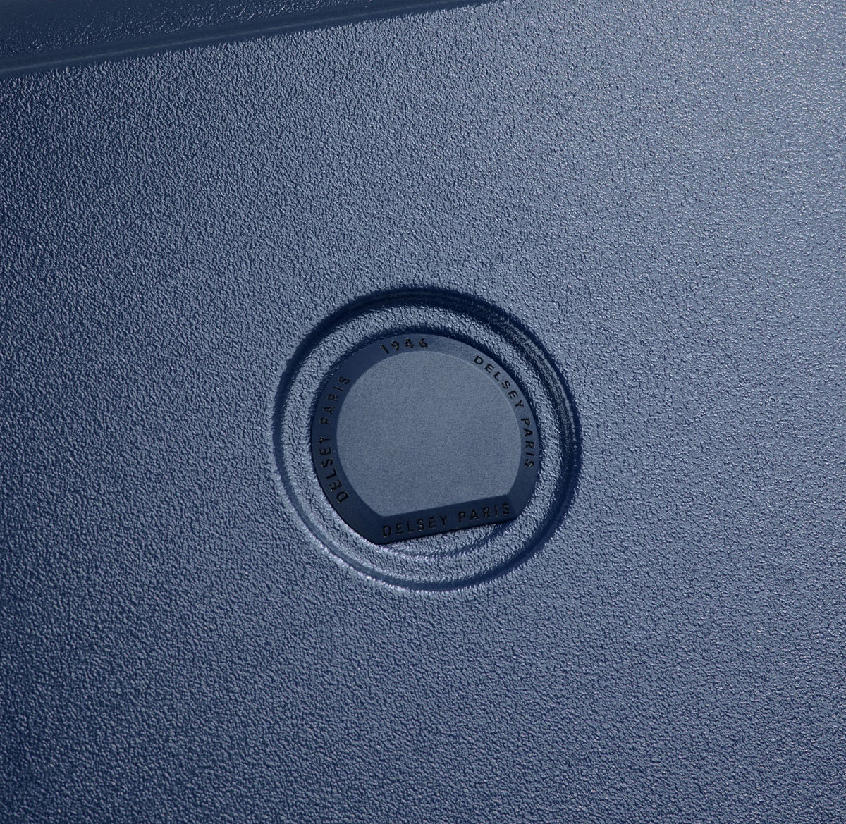 Delsey Turenne 2.0 Large Trunk Spinner in Night Blue — detail view 5 # color_Night Blue