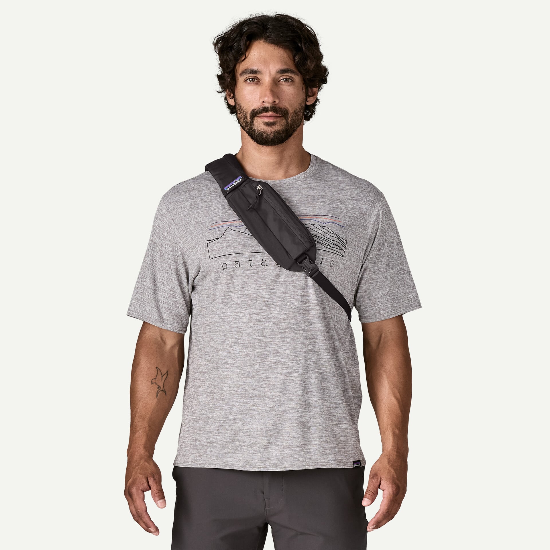 Patagonia Atom Sling Bag 8L in Black — angle view 2