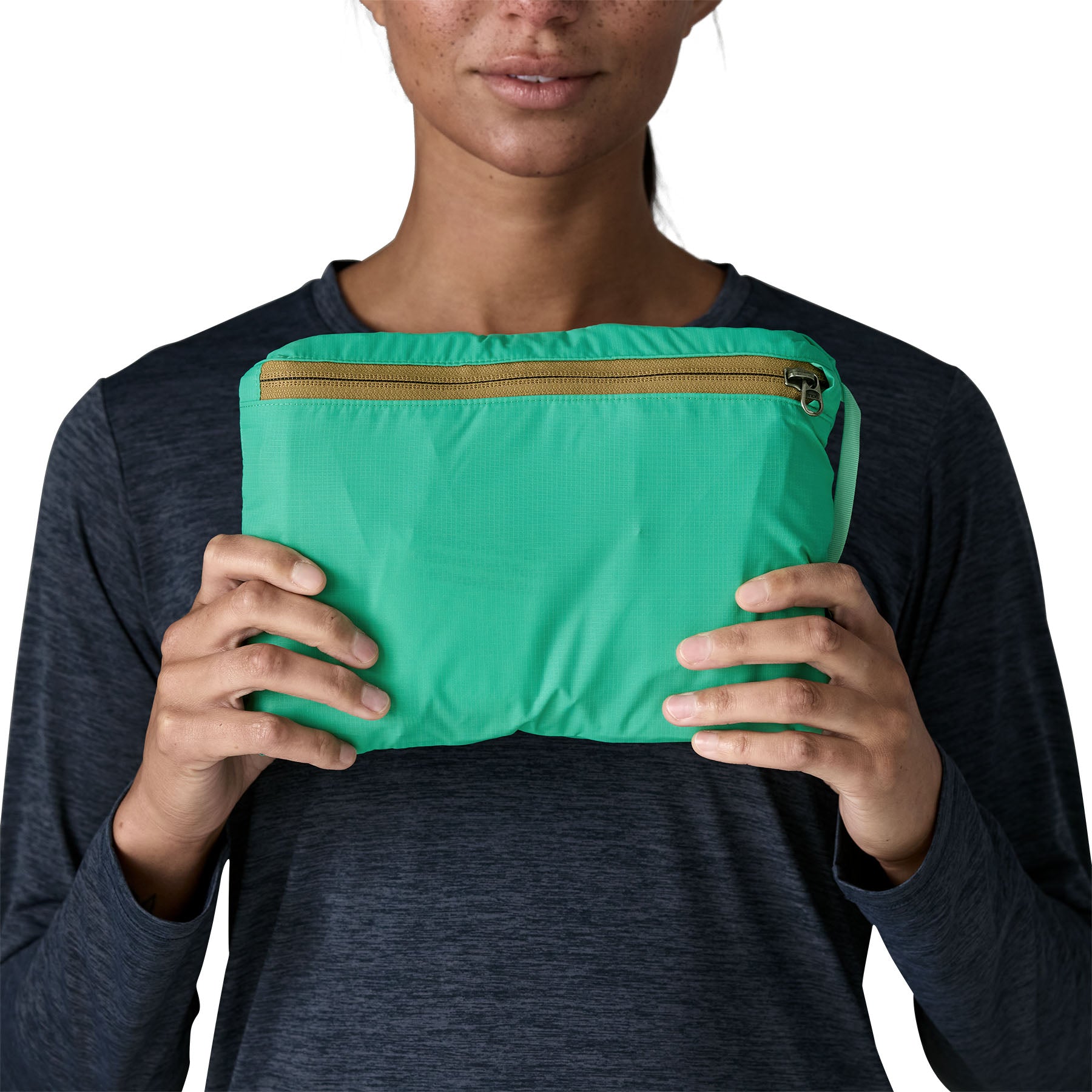 Patagonia Terravia Tote Pack 24L in Aqua Stone — lifestyle 4