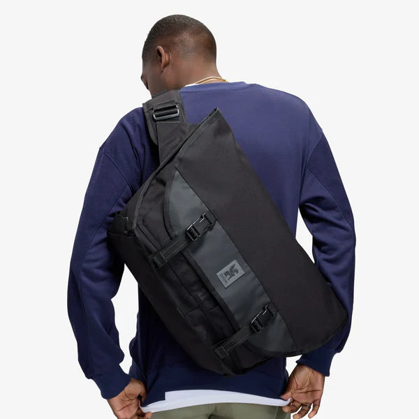 Chrome Industries Citizen 24L Messenger Bag image 7