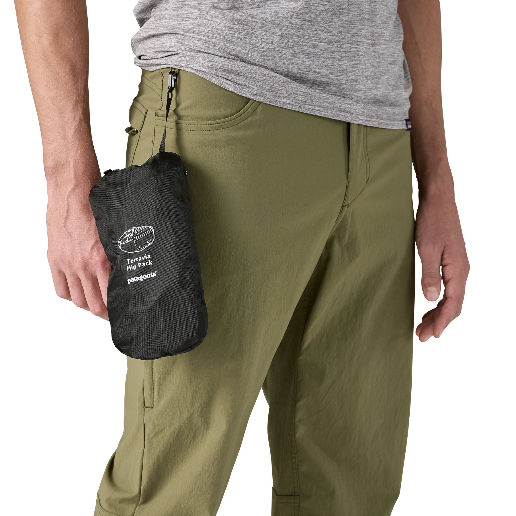 Patagonia Terravia Hip Pack 4L in Black — lifestyle 3
