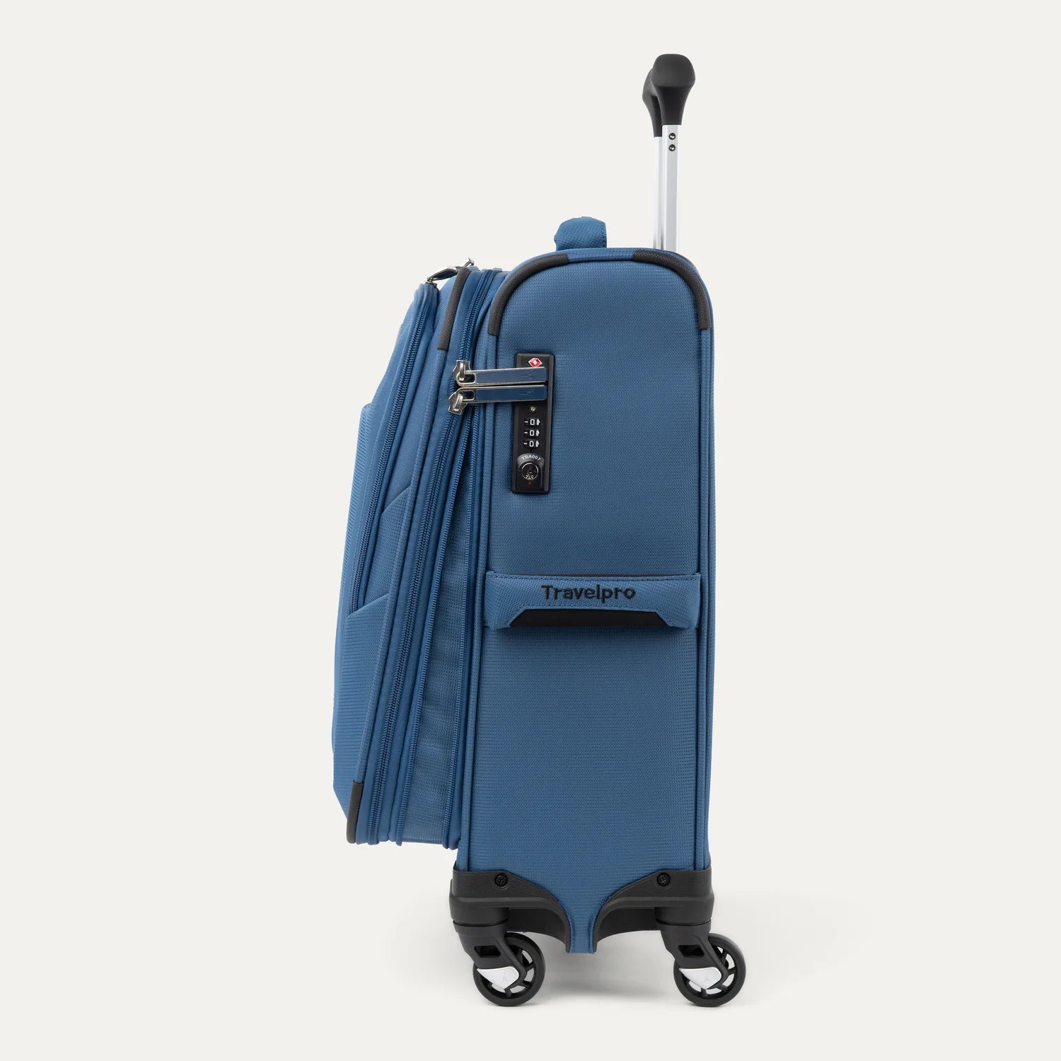 Travelpro Maxlite 5 International Carry-On Spinner image 11