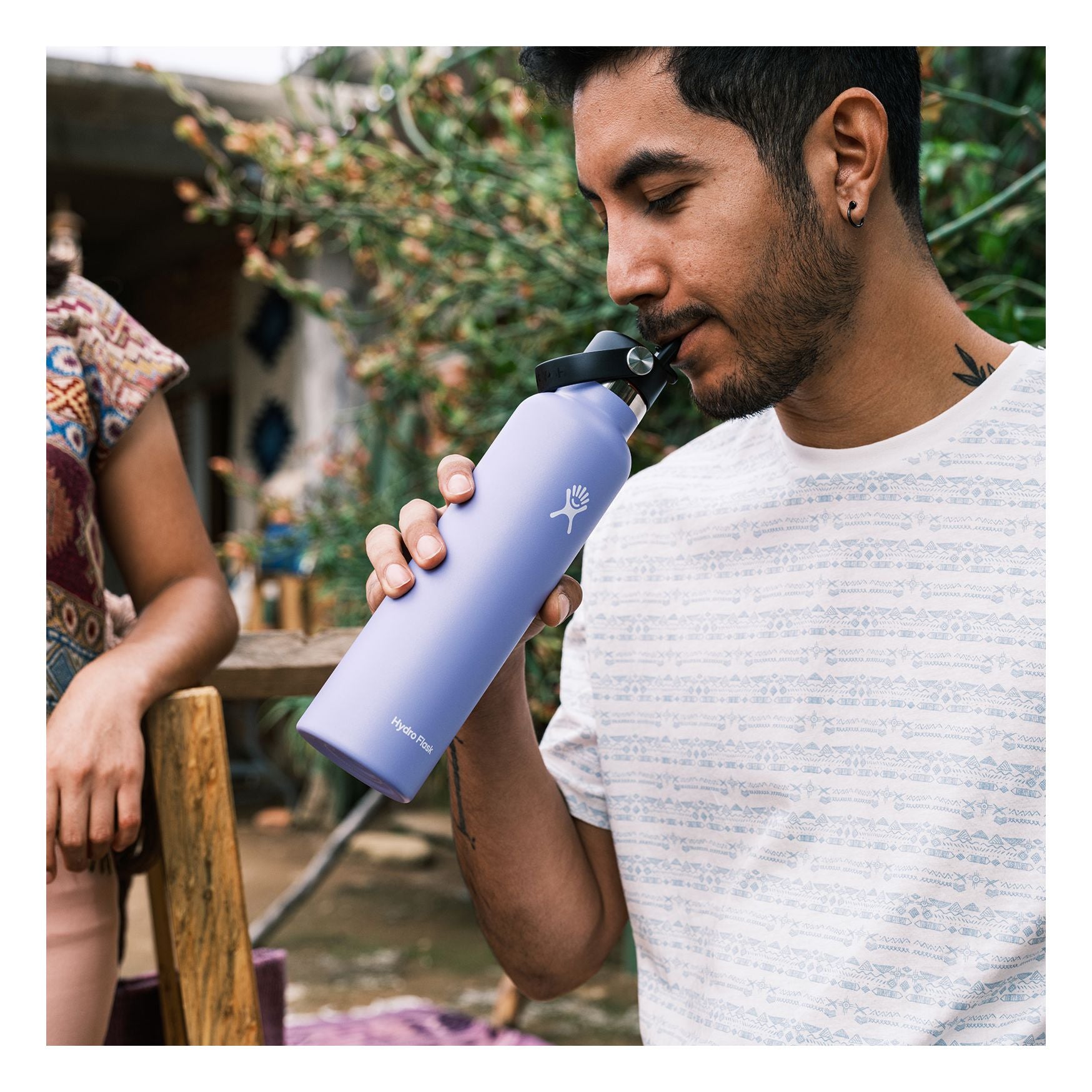 Hydro Flask 24 Oz Standard Mouth with Flex Straw Cap image 4