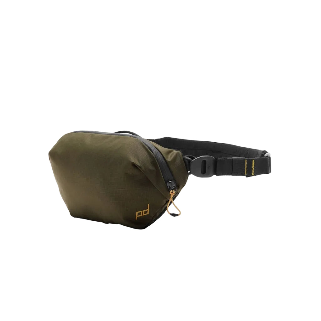 Peak Design Outdoor Sling 2L in Kelp — angle view 2 # color_Kelp