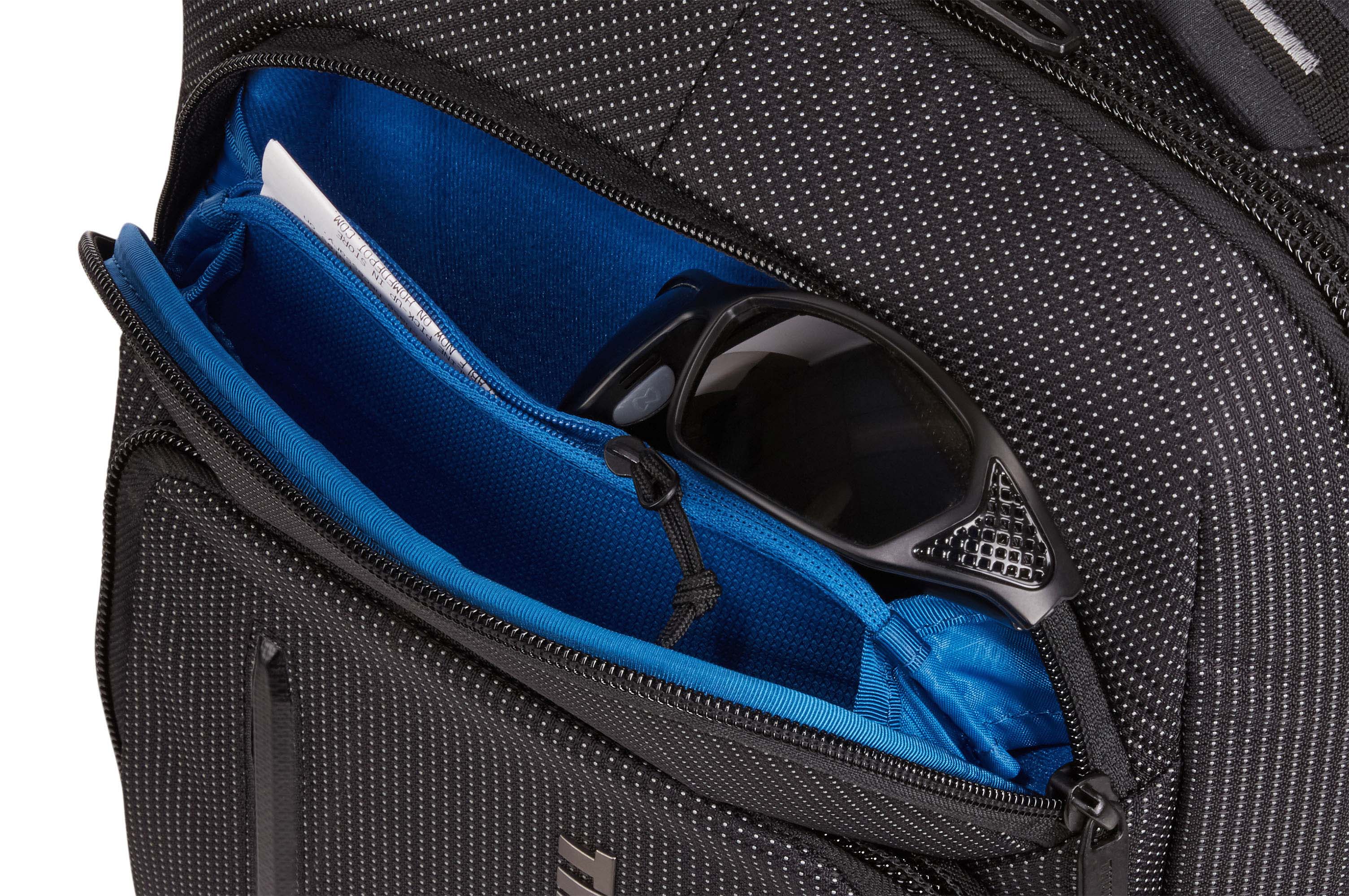Thule Crossover 2 Backpack 20L in Black — detail view # color_Black