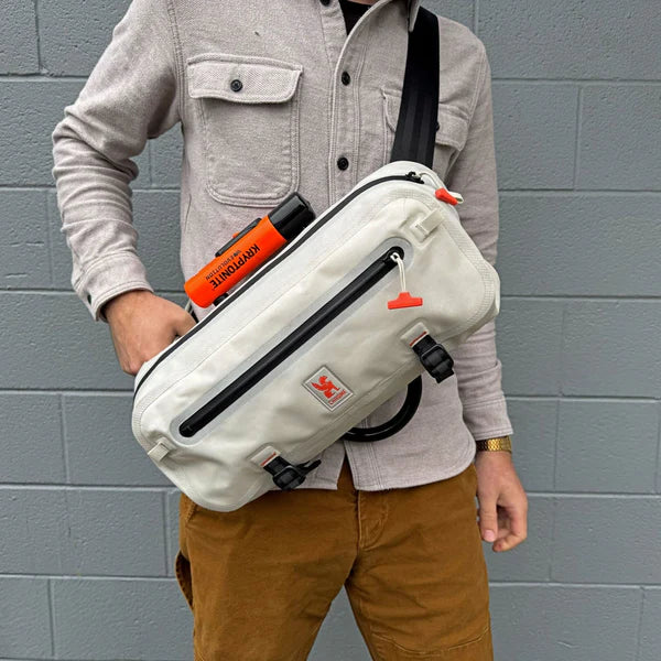 Chrome Industries Kadet WP 9L sling bag – person wearing the sling bag across the body