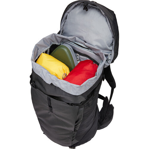 Thule Topio 40L backpacking pack, view 3