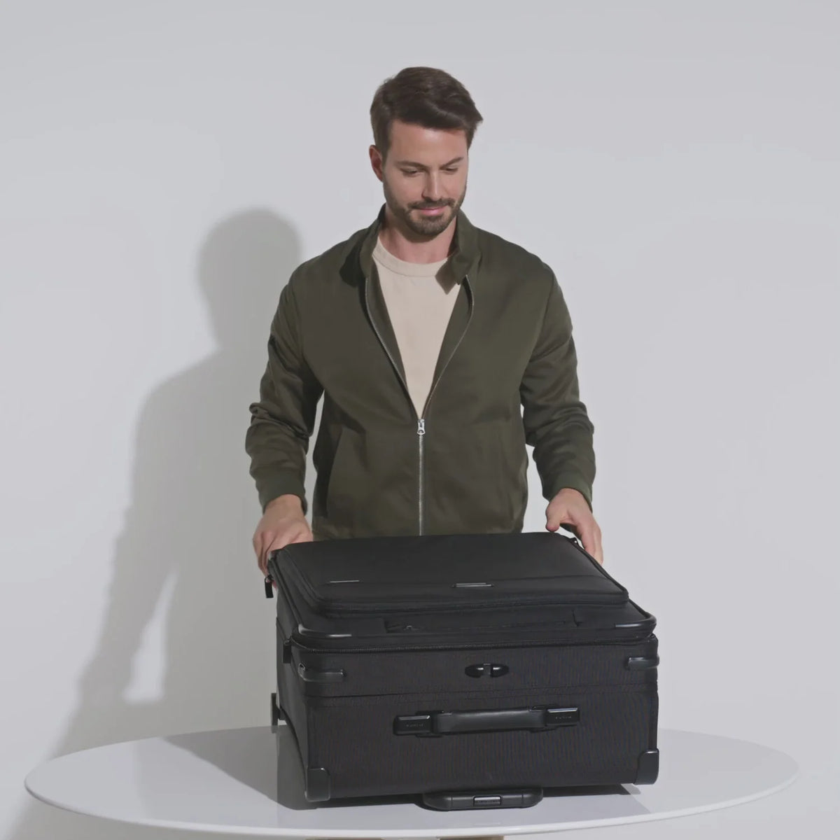 Briggs & Riley Baseline Large Expandable Spinner