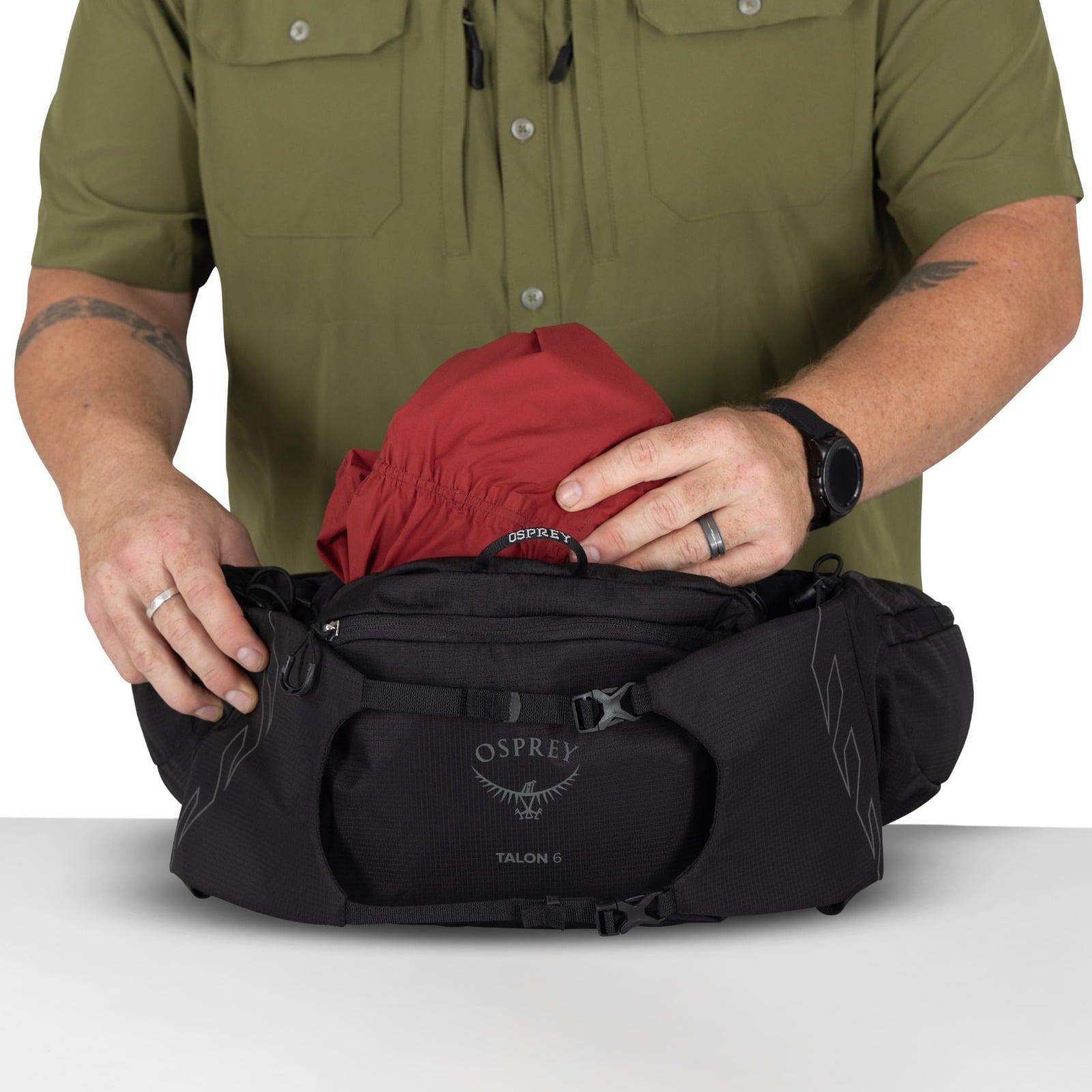 Osprey Talon 6 Extended Fit Lumbar Pack 6L in Black/Coal Grey — detail view
