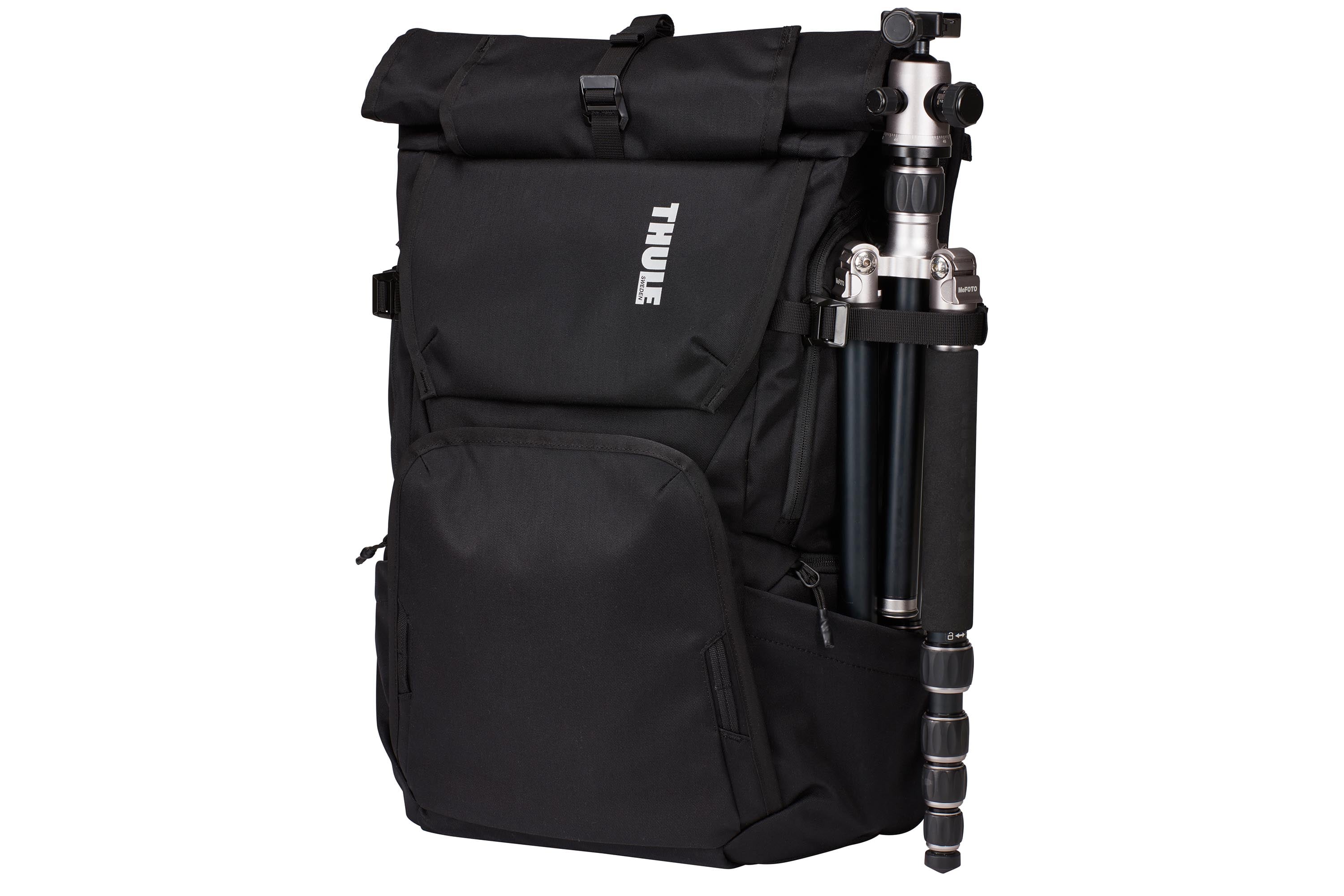 Thule Covert DSLR Backpack 32L in Black — angle view 5 # color_Black