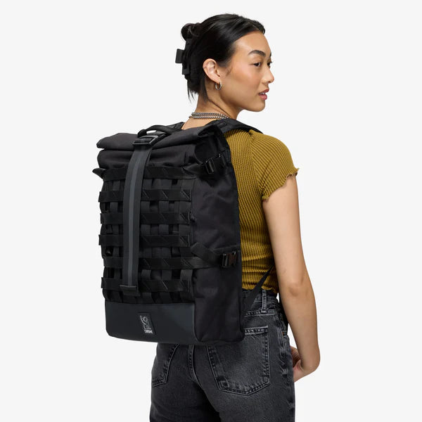 Chrome Industries Barrage 22L backpack – black, rear harness panel