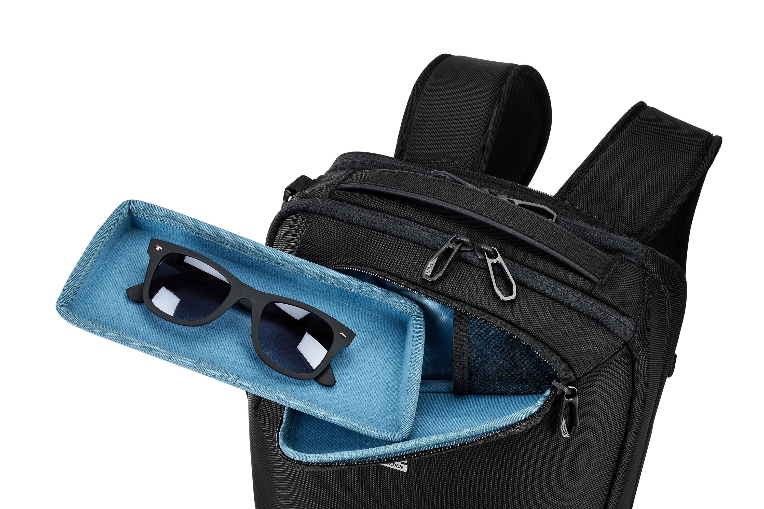Thule Accent Convertible Backpack 17L in Black — interior view 3 # color_Black