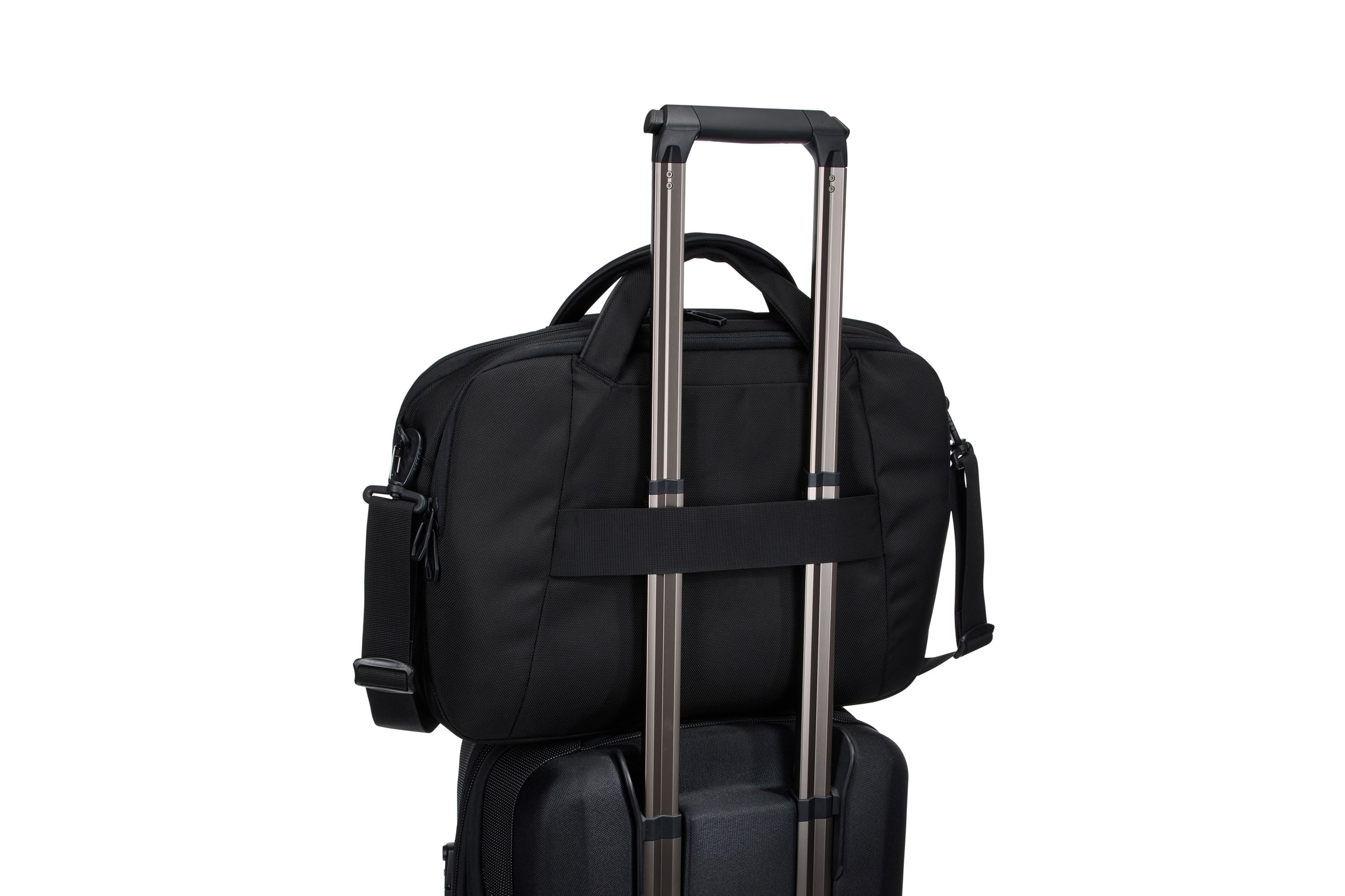 Thule Accent Briefcase 17L in Black — angle view 5 # color_Black