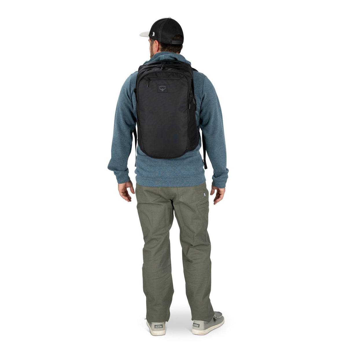 Osprey Aoede Airspeed Backpack 20L in Black — lifestyle 3