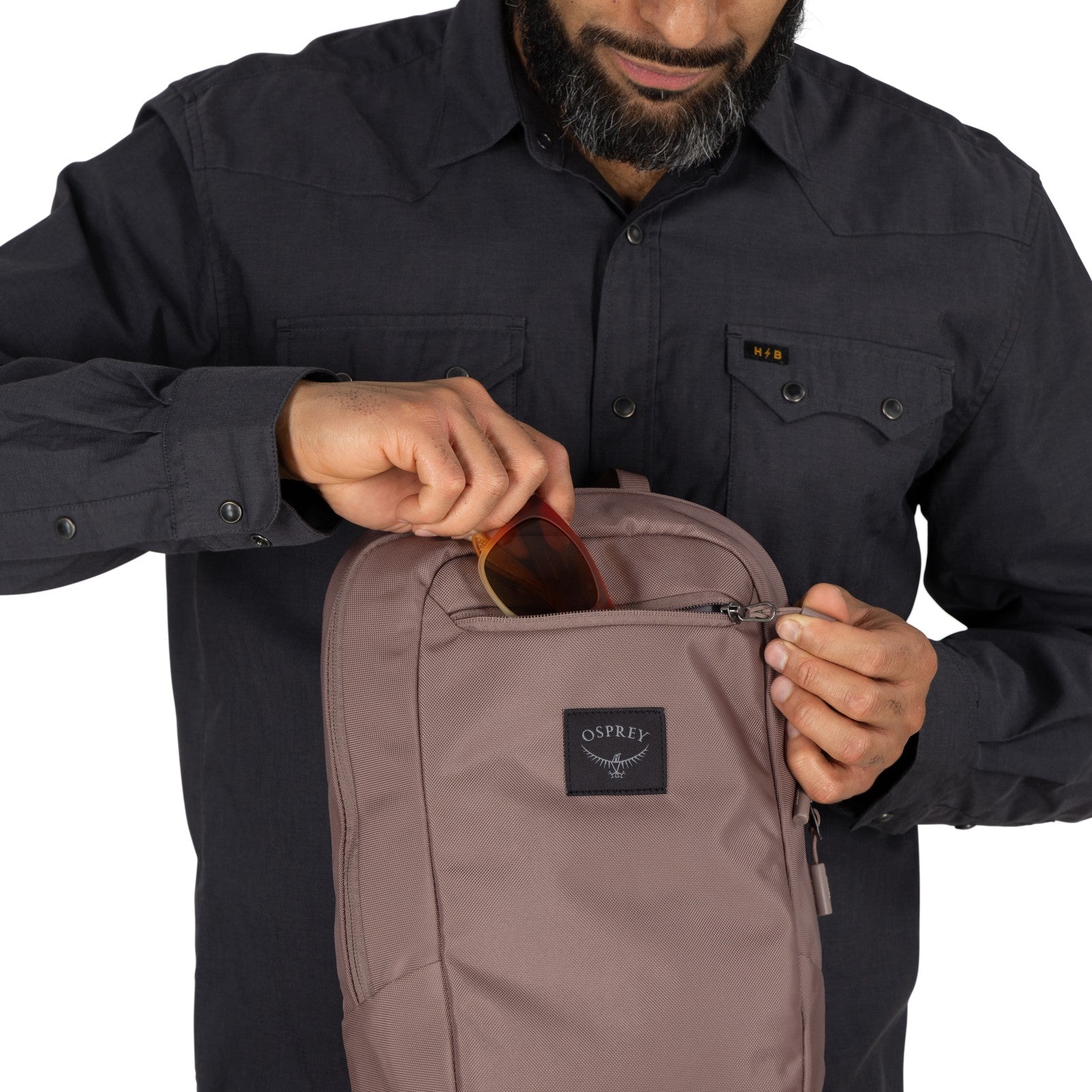 Osprey Aoede Sling 6.5L in Magma Brown — detail view 2