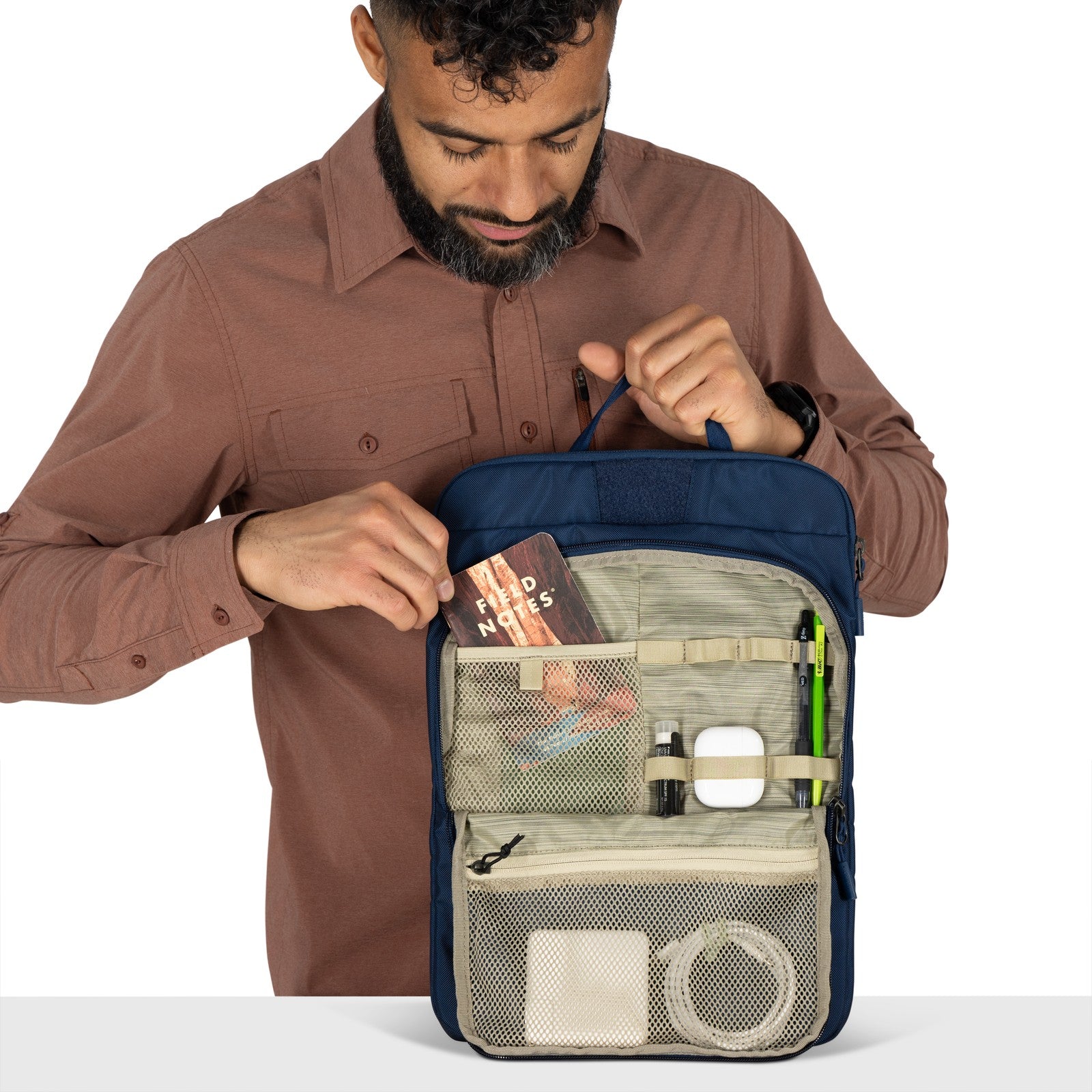 Osprey Aoede SyncPack Backpack 20L in Antique Blue — detail view 4