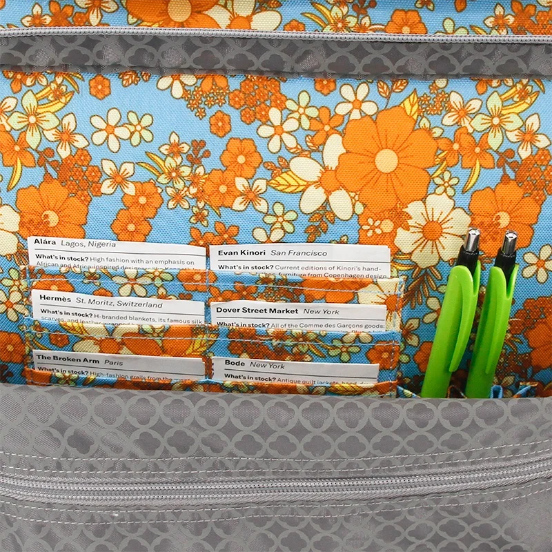 J World Thomas Laptop Messenger Bag in Retro Bloom — detail view # color_Retro Bloom