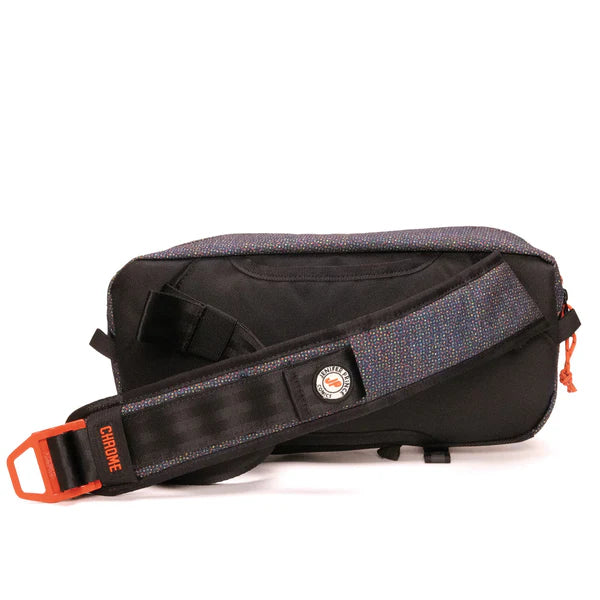 Chrome Industries Mini Kadet 5L sling bag – black, front view