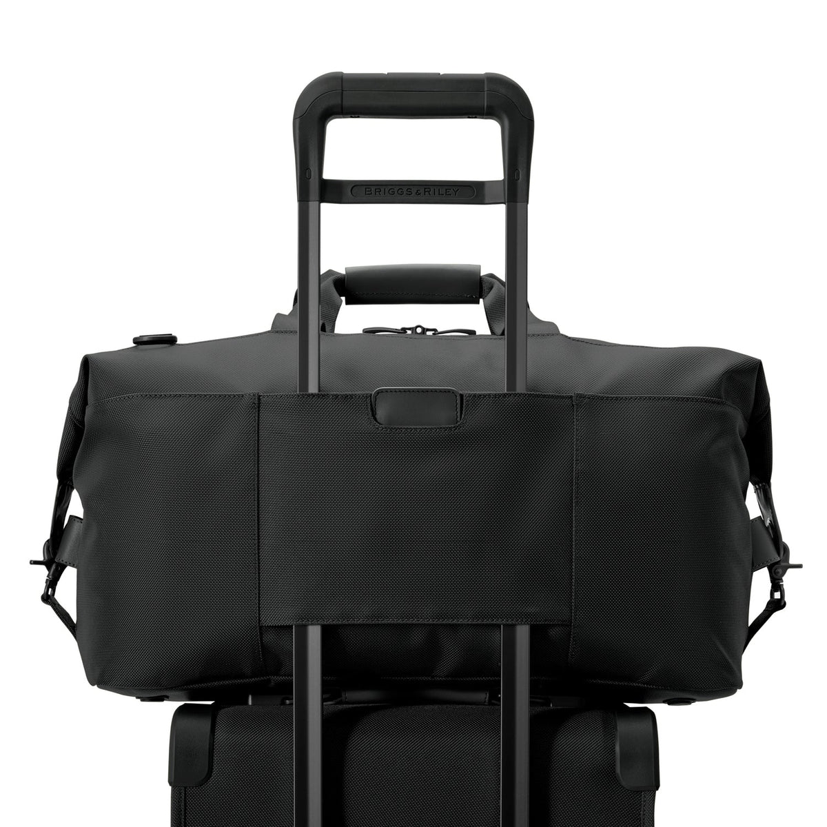 Briggs & Riley Baseline Weekender Duffle in Black — detail view 2