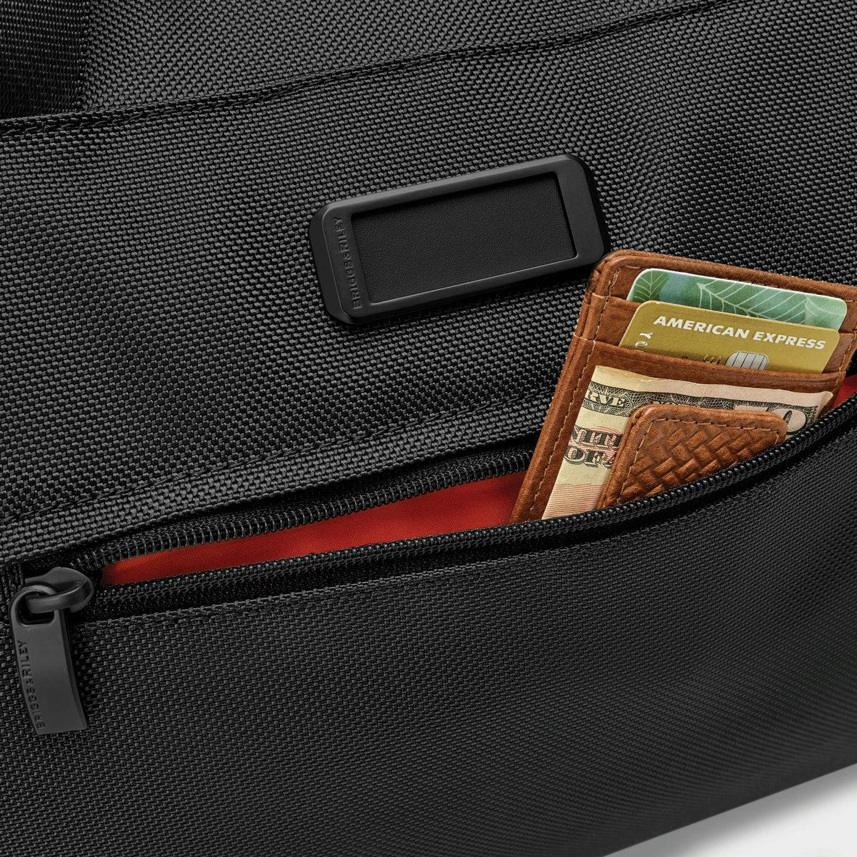 Briggs & Riley Baseline Weekender Duffle in Black — detail view 5