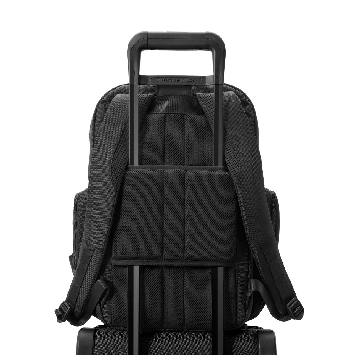 Briggs & Riley Baseline Traveler Backpack in Black — detail view 5