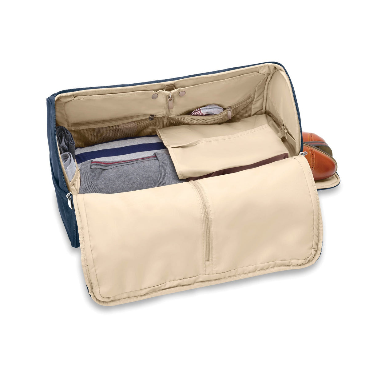Briggs & Riley Baseline Garment Duffle in Navy — interior view 6